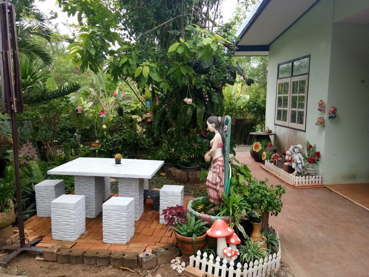 Garden Homestay Surat Thani Eksteriør billede